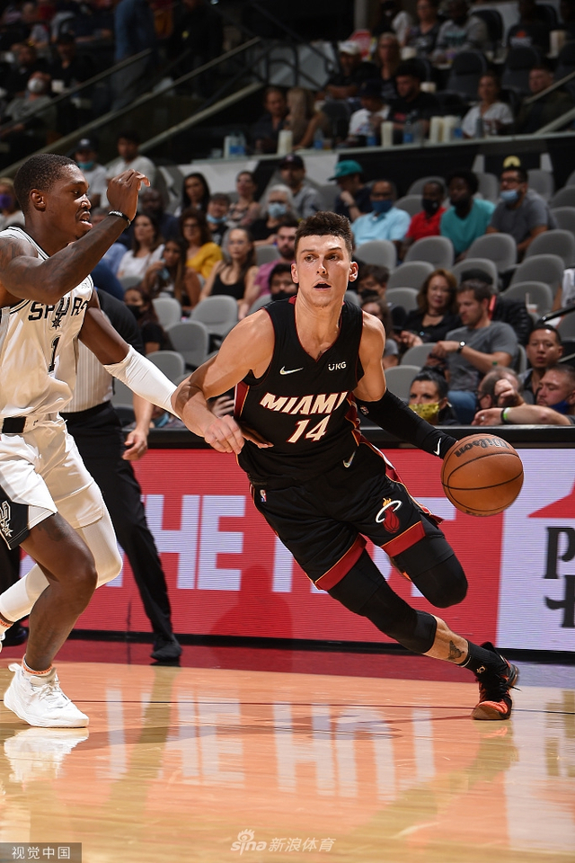 事中发挥稳 事中发挥稳