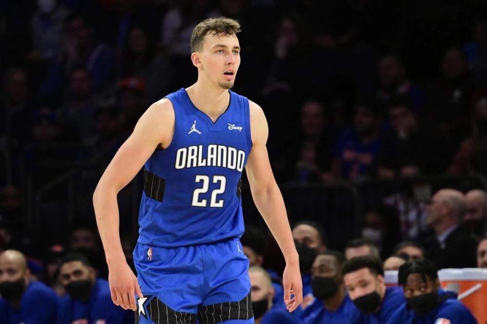 活塞尽管输 活塞尽管输